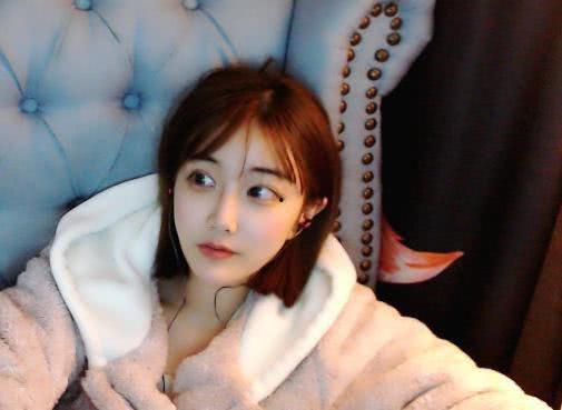 娱乐吃瓜小阿酱是谁啊,网络红人的崛起之路